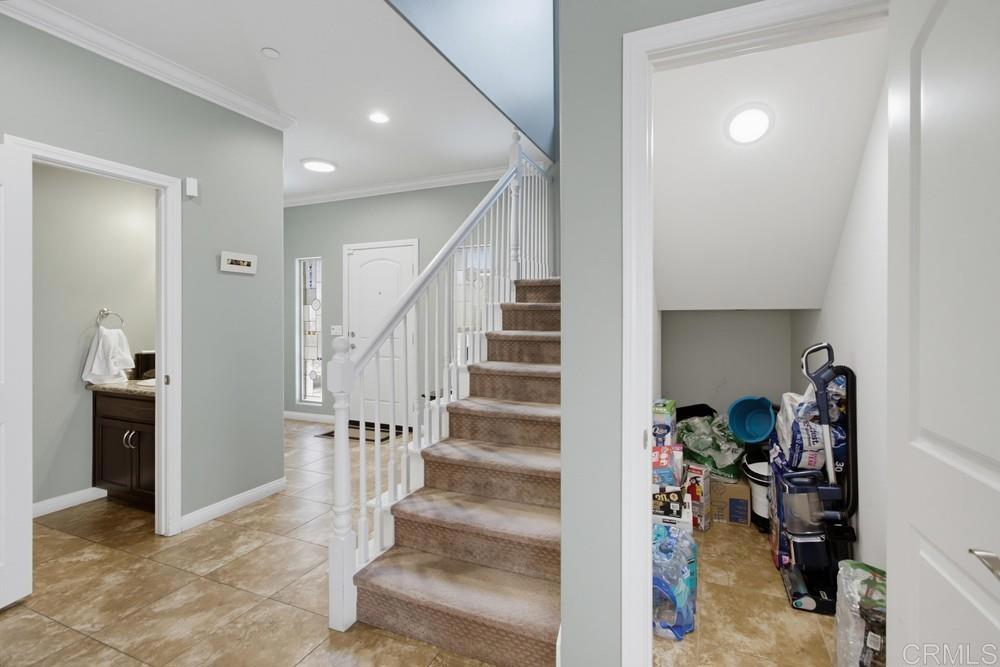8941 N Magnolia Avenue Property Photo 20