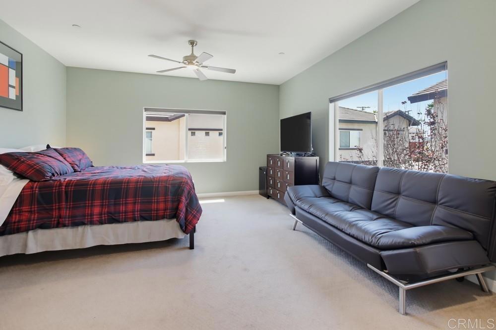 8941 N Magnolia Avenue Property Photo 33