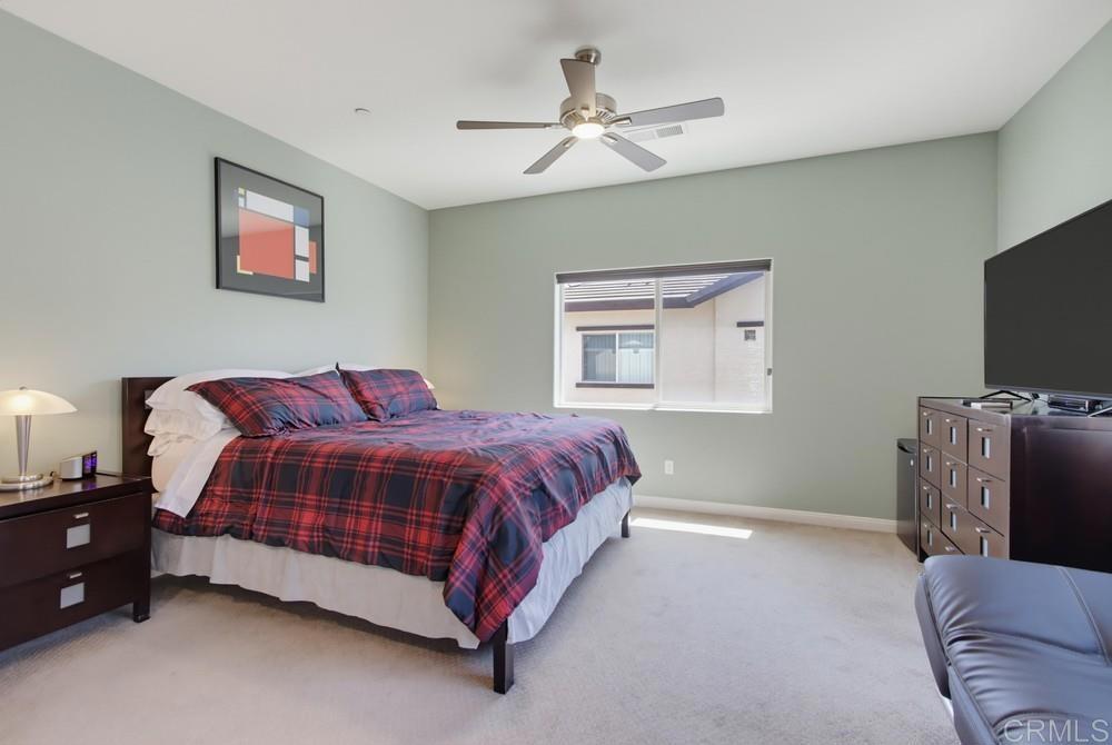 8941 N Magnolia Avenue Property Photo 35