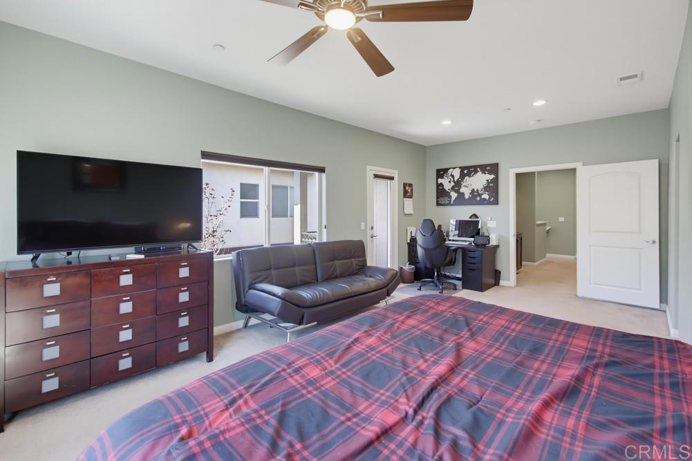 8941 N Magnolia Avenue Property Photo 37