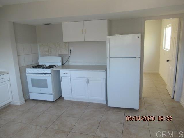 4240 Nordica Avenue 8 Property Photo 2