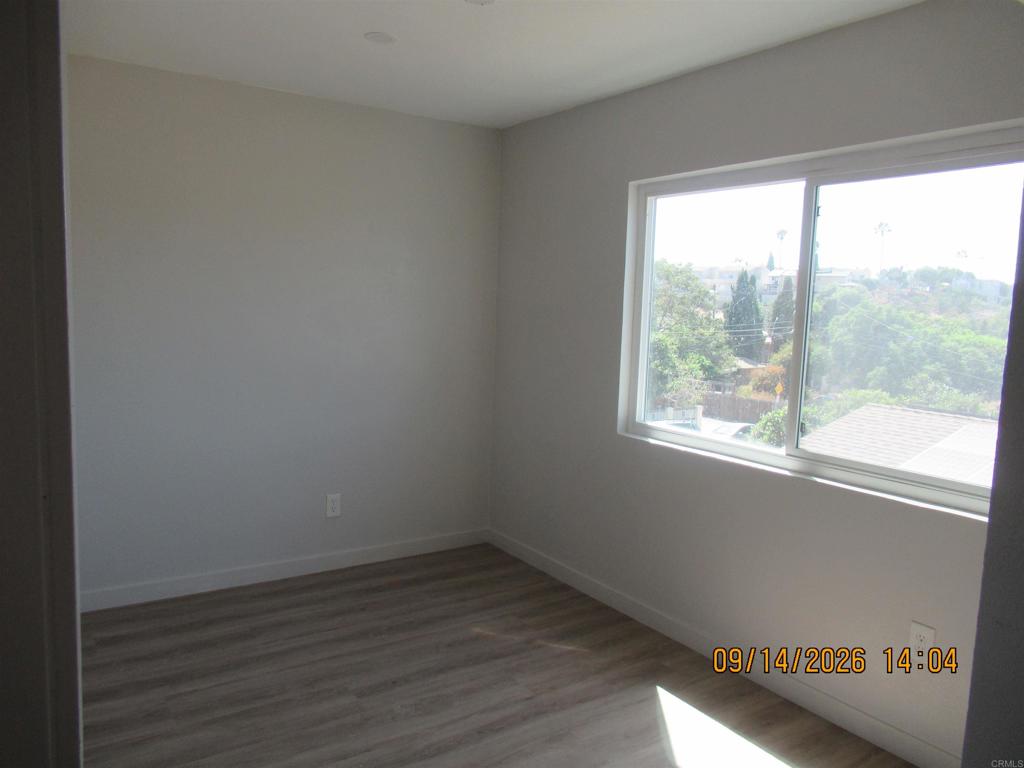 4240 Nordica Avenue 6 Property Photo 7