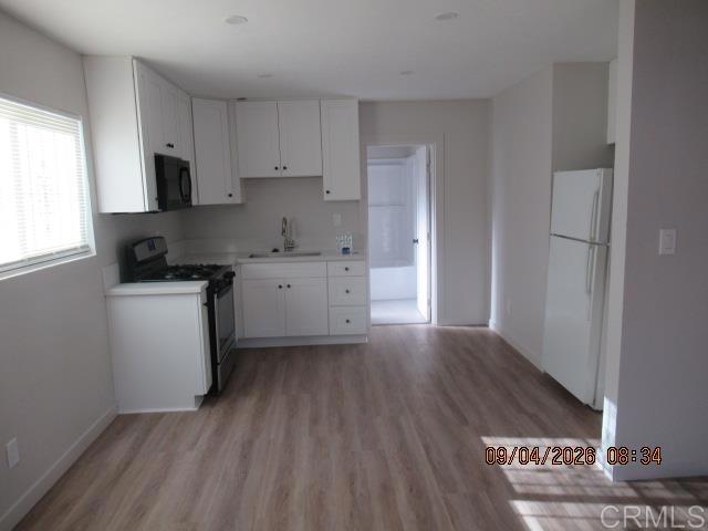 4240 Nordica Avenue 7 Property Photo 2