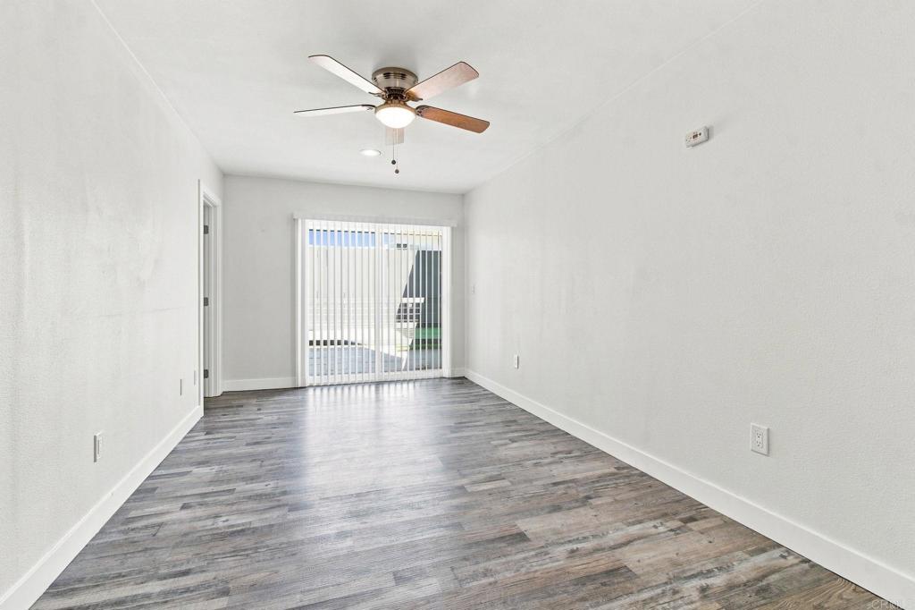 2027 31 E Avenue Property Photo 15