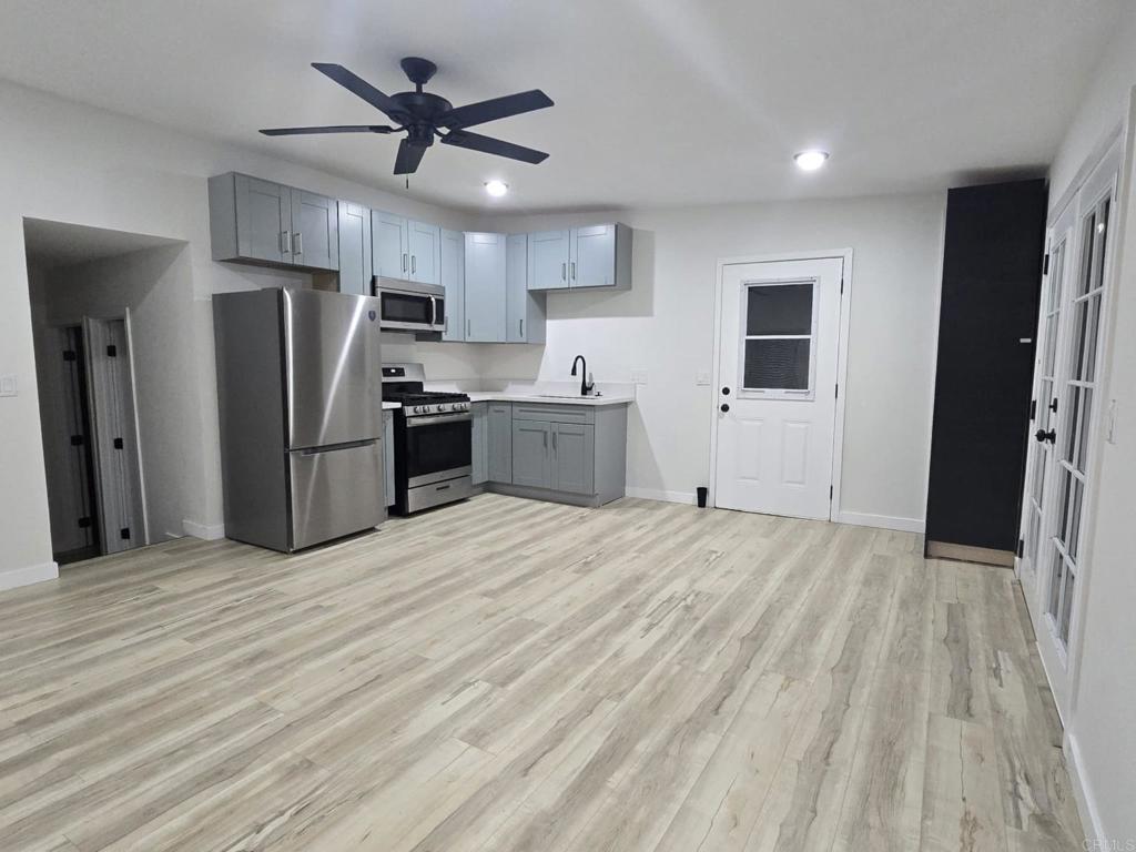 2027 31 E Avenue Property Photo 27
