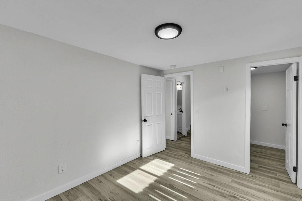 2027 31 E Avenue Property Photo 30