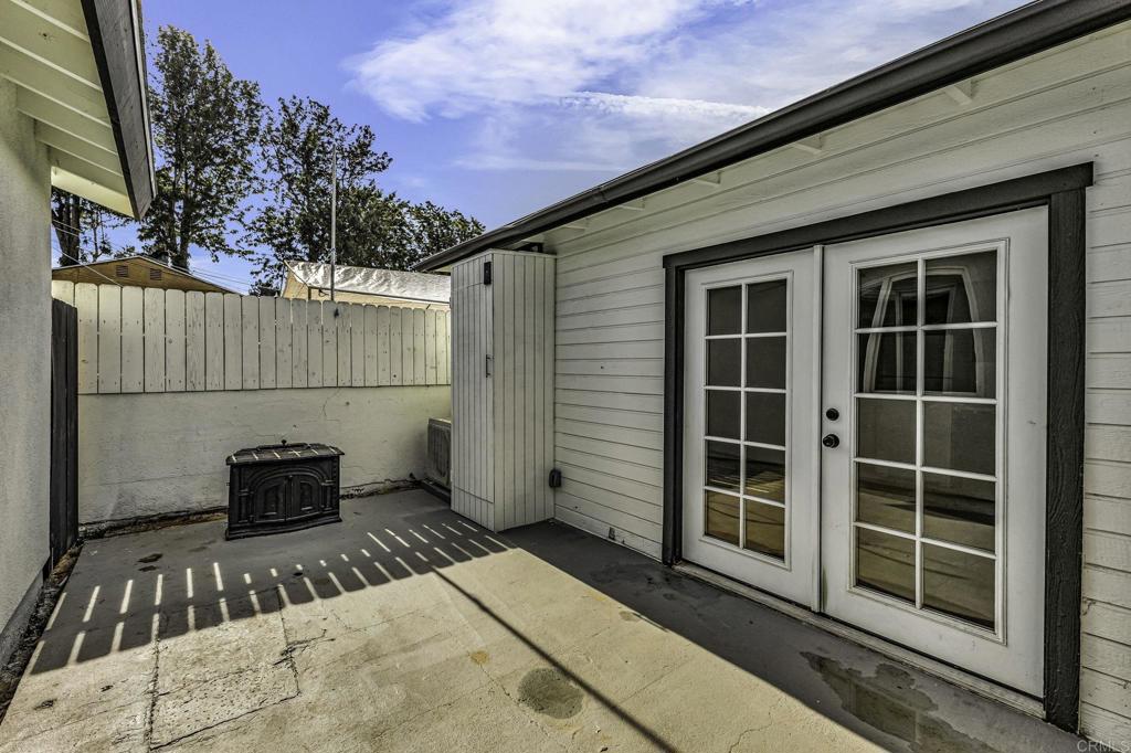 2027 31 E Avenue Property Photo 33
