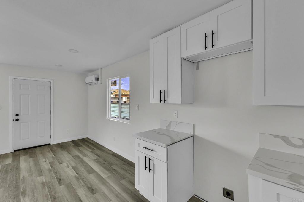 2027 31 E Avenue Property Photo 43