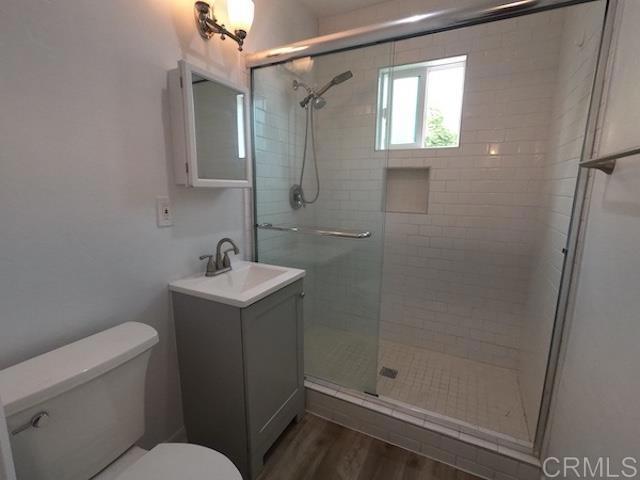 392 Park Way Street D Property Photo 8