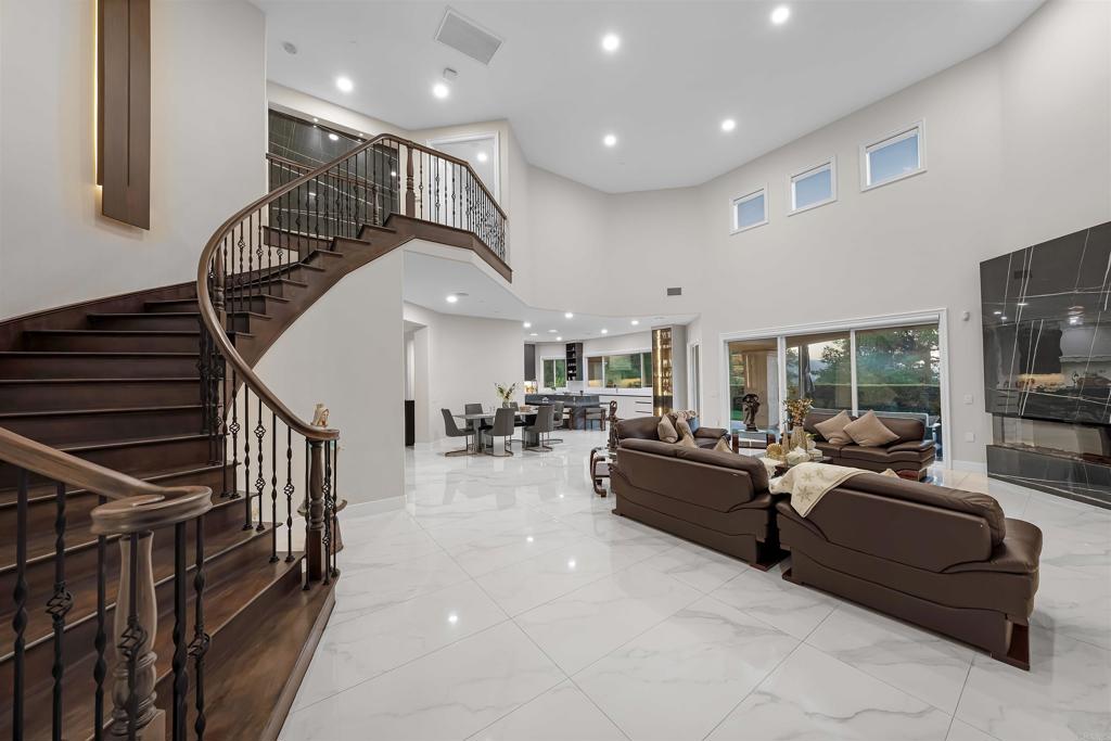 13410 Farraday Ridge Drive Property Photo 2