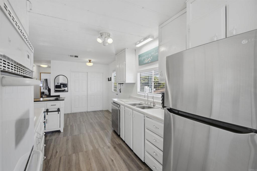 718 Sycamore 26 Property Photo 13