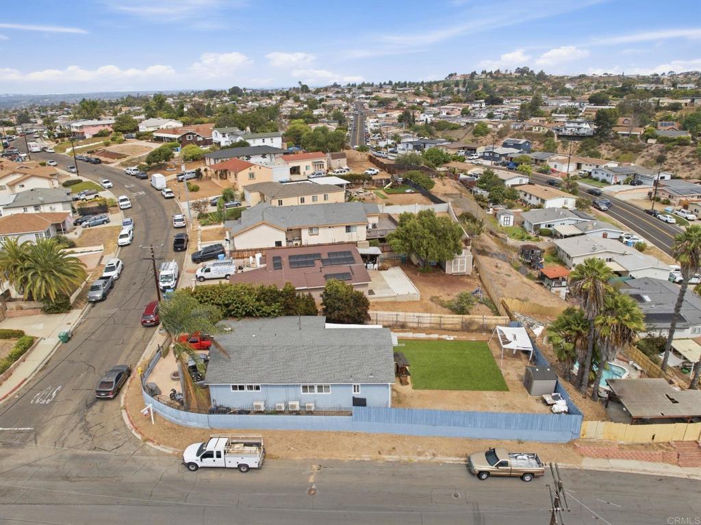 2573 Calle Aguadulce Property Photo 42