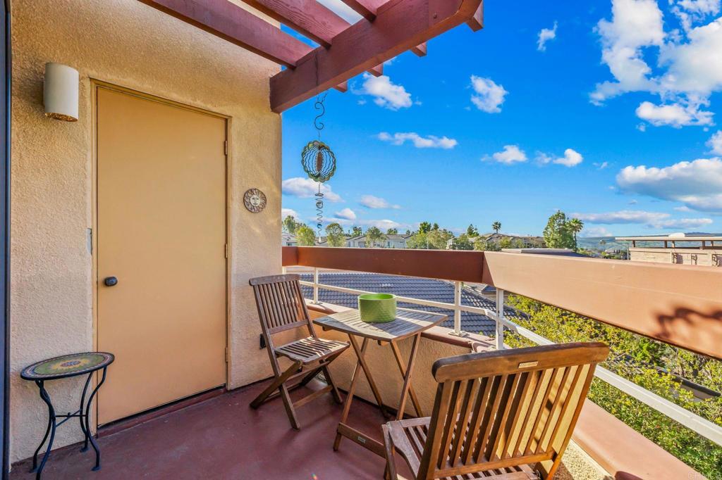 7245 Navajo Road D380 Property Photo 24