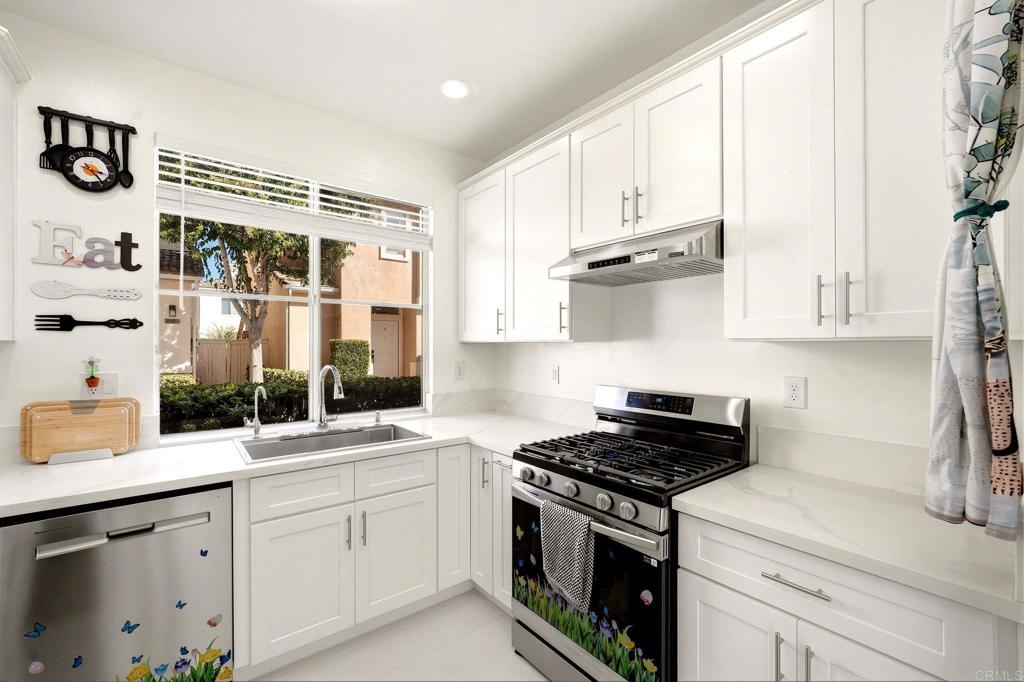 1141 La Vida Court Property Photo 10