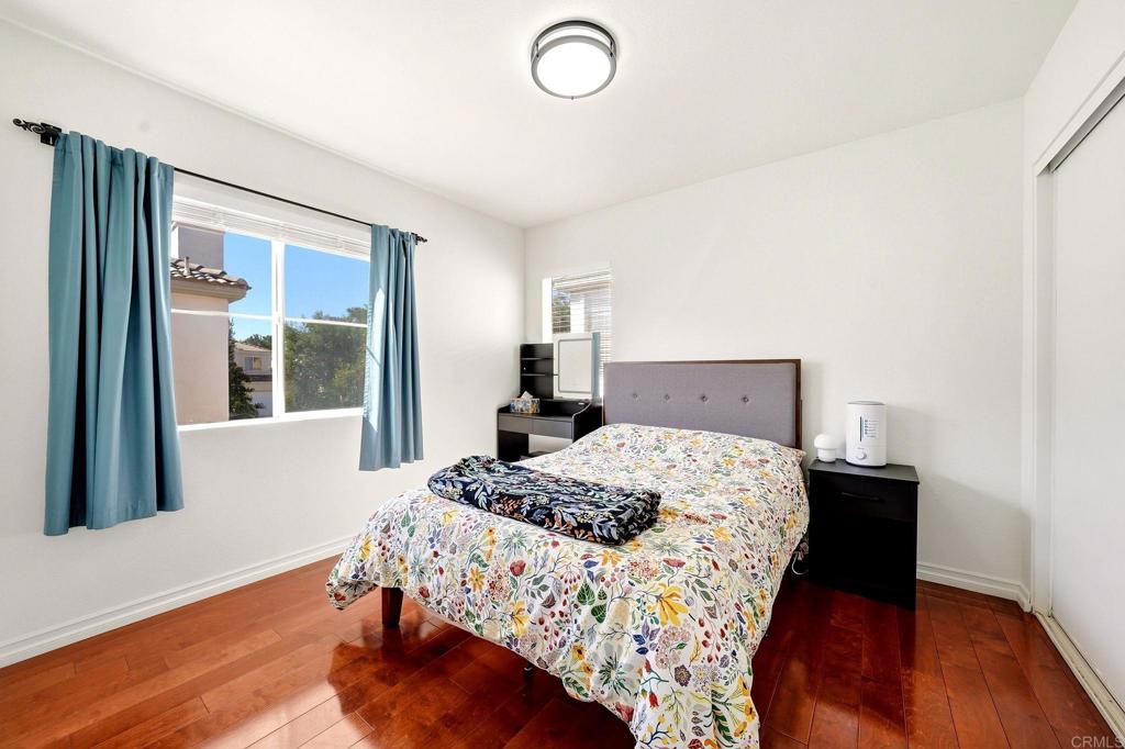 1141 La Vida Court Property Photo 20