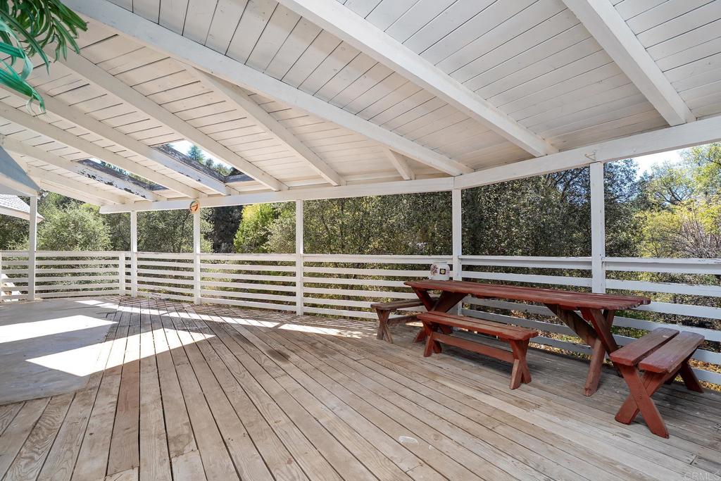 25077 Manzanita Ln Property Photo 20
