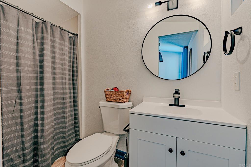 1592 Ross Avenue Property Photo 12