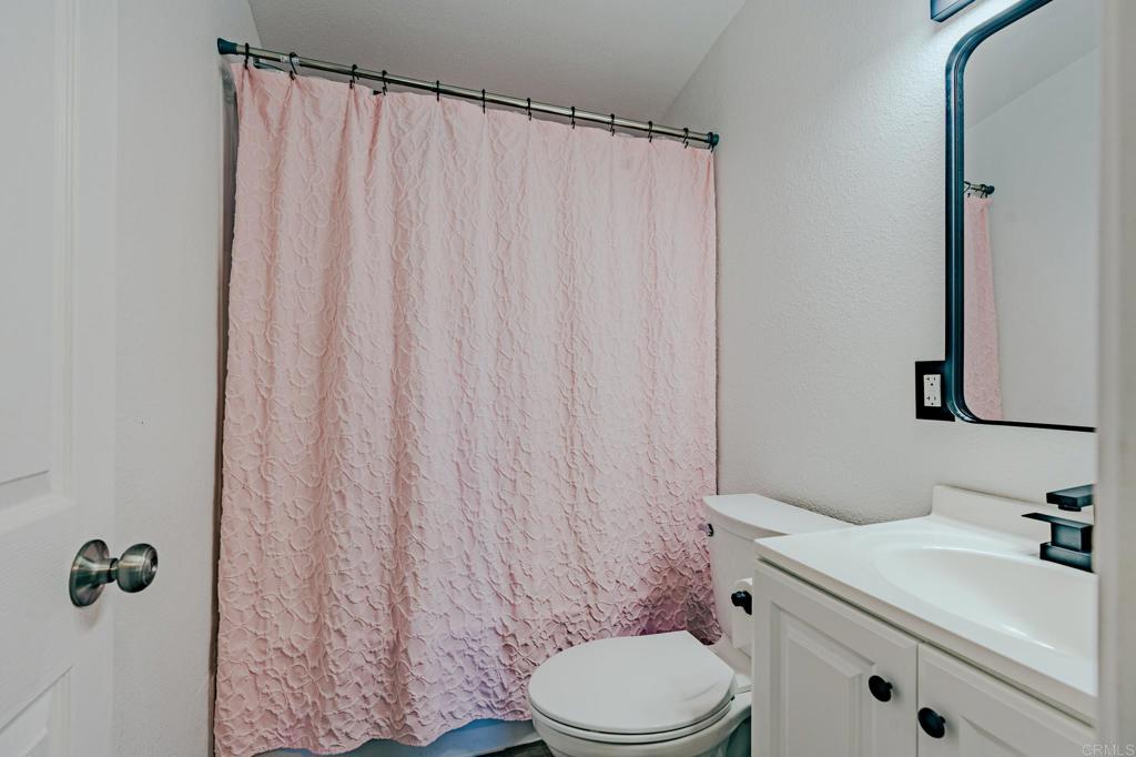 1592 Ross Avenue Property Photo 13