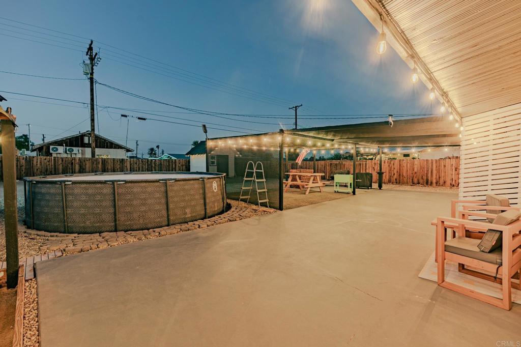 1592 Ross Avenue Property Photo 23