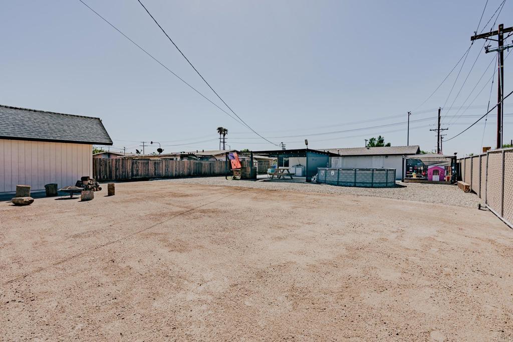 1592 Ross Avenue Property Photo 33