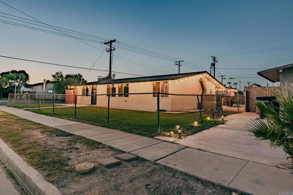 1592 Ross Avenue Property Photo 43