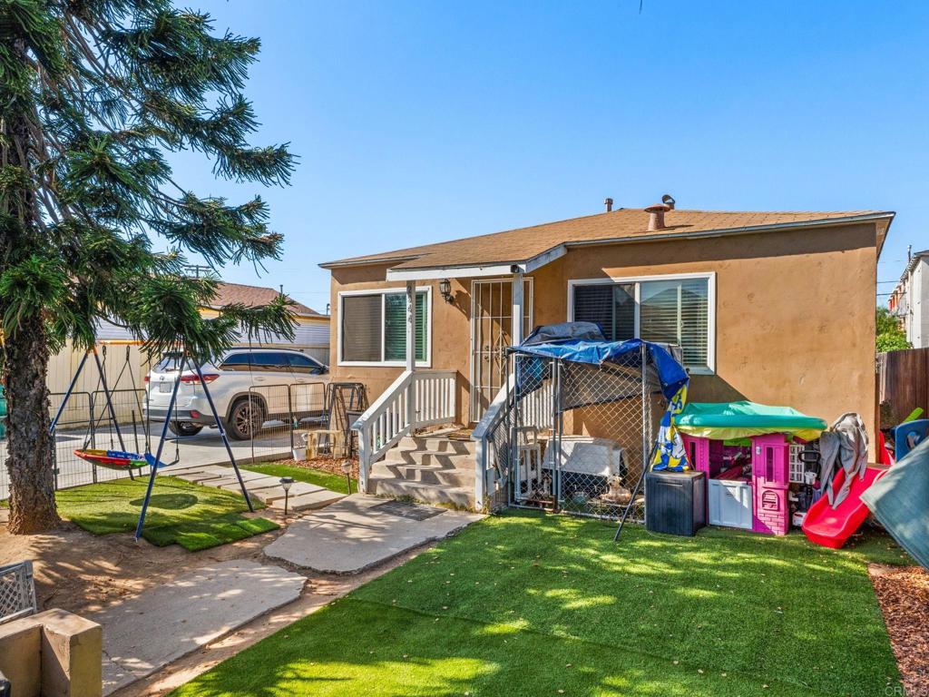 2944 46 Webster Avenue Property Photo 14
