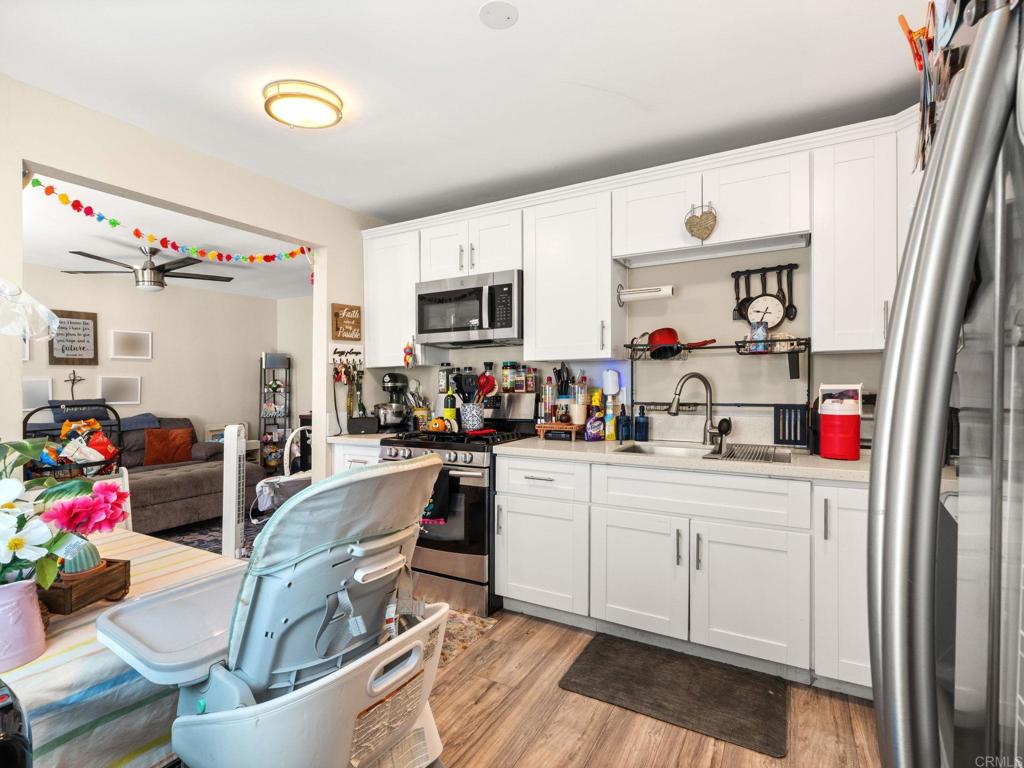 2944 46 Webster Avenue Property Photo 29