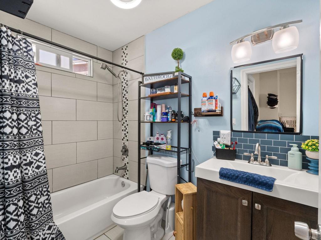 2944 46 Webster Avenue Property Photo 36