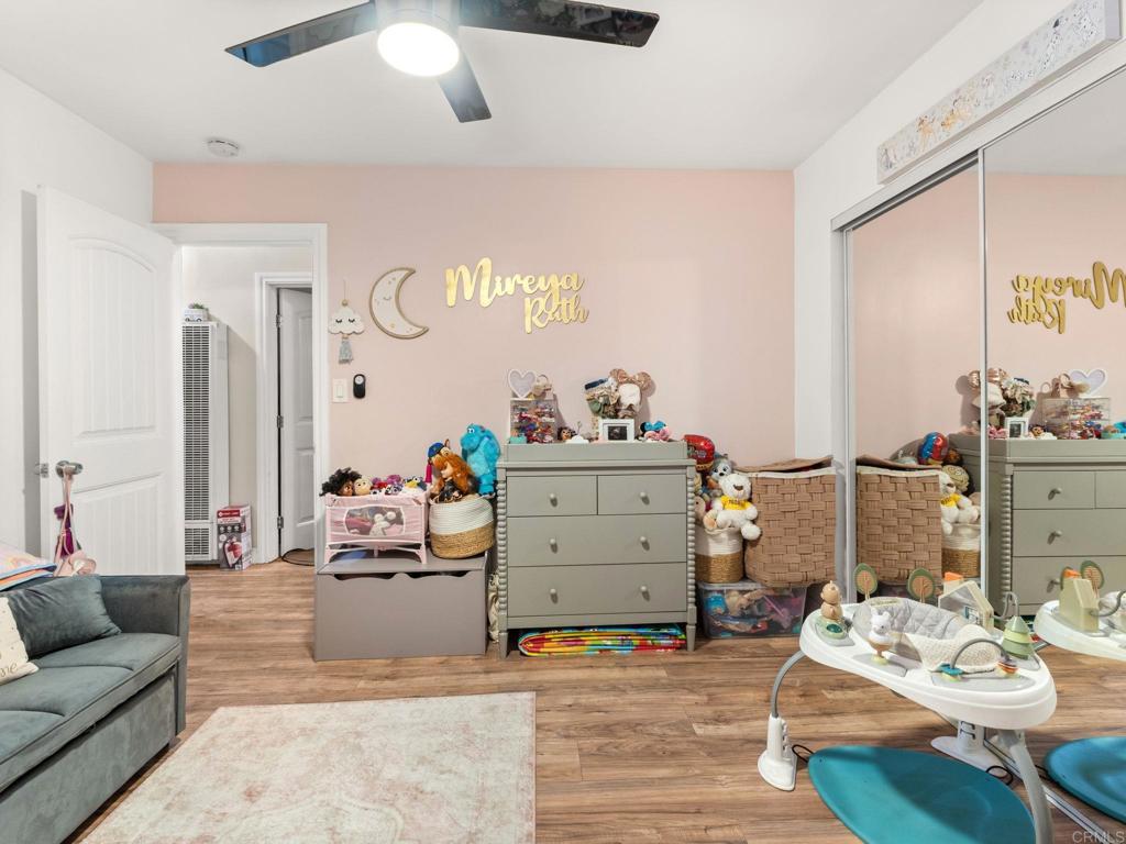 2944 46 Webster Avenue Property Photo 39