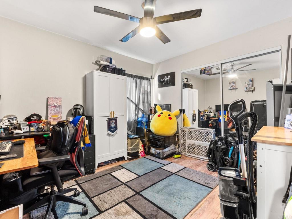 2944 46 Webster Avenue Property Photo 40