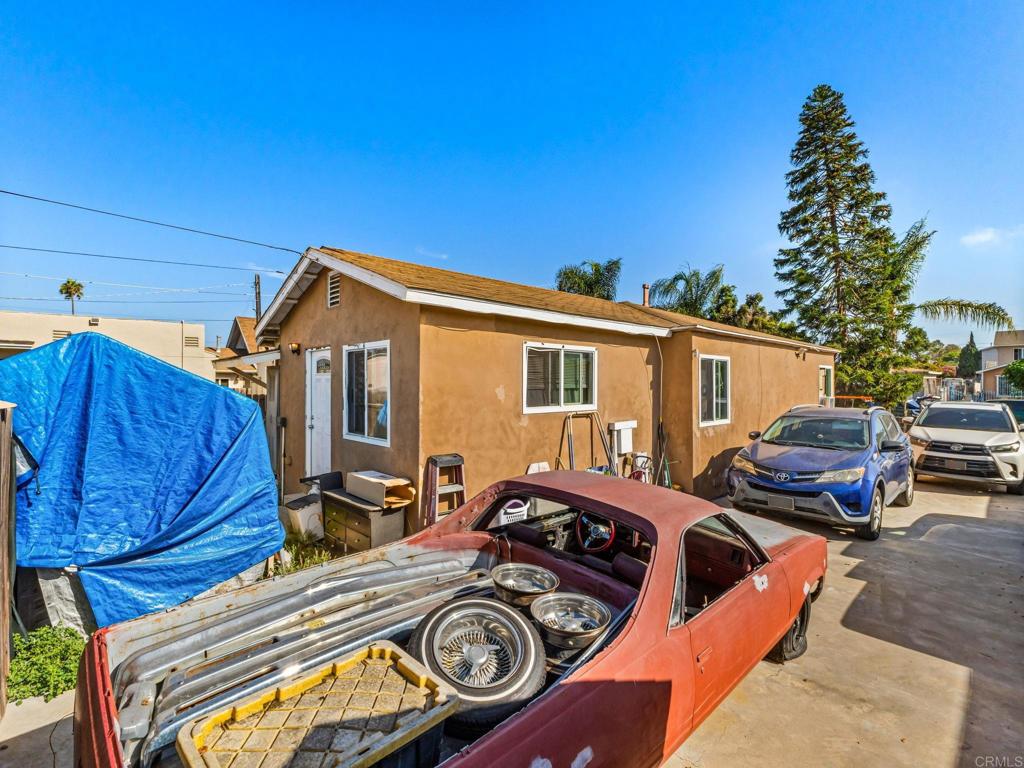 2944 46 Webster Avenue Property Photo 43
