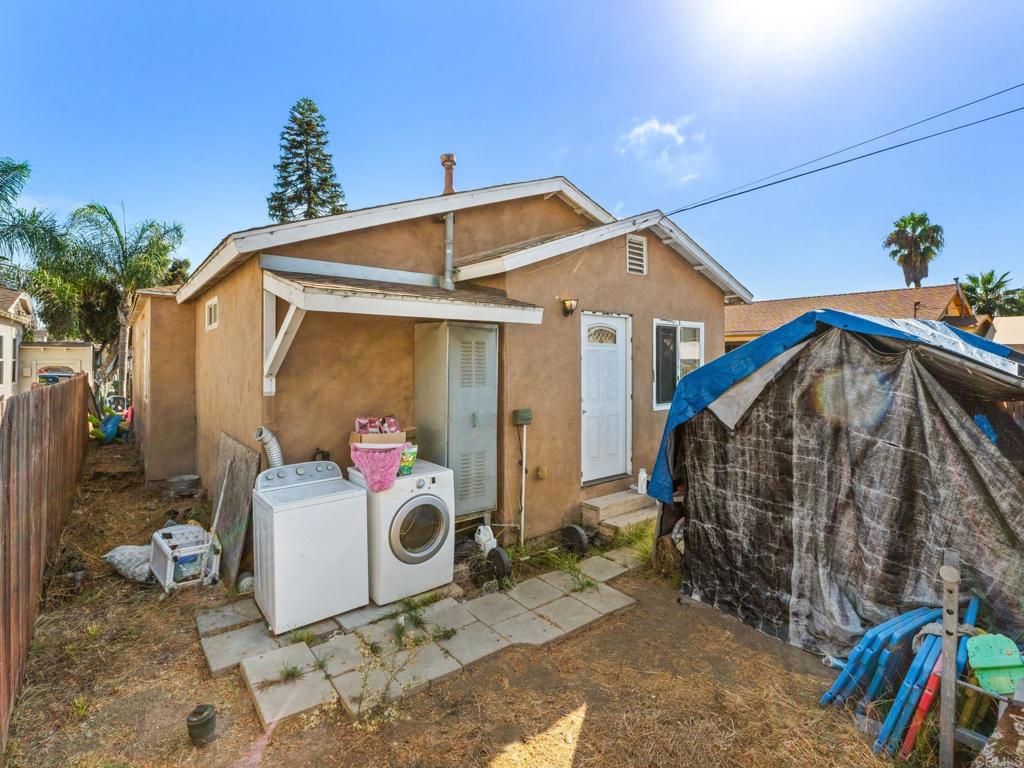 2944 46 Webster Avenue Property Photo 44