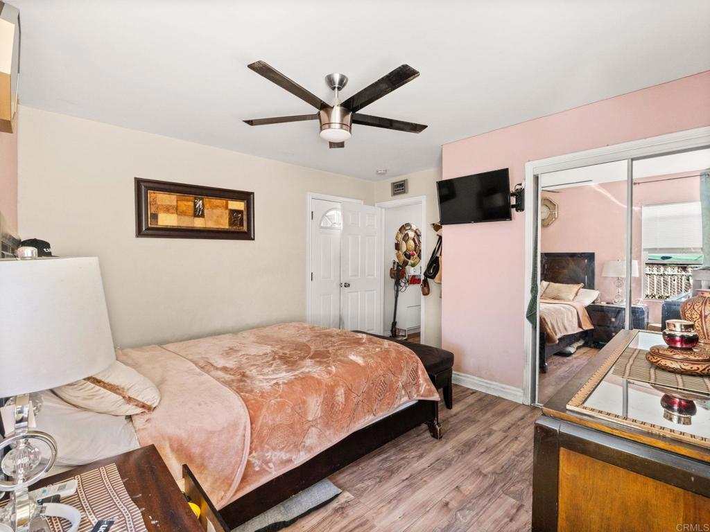2944 46 Webster Avenue Property Photo 52