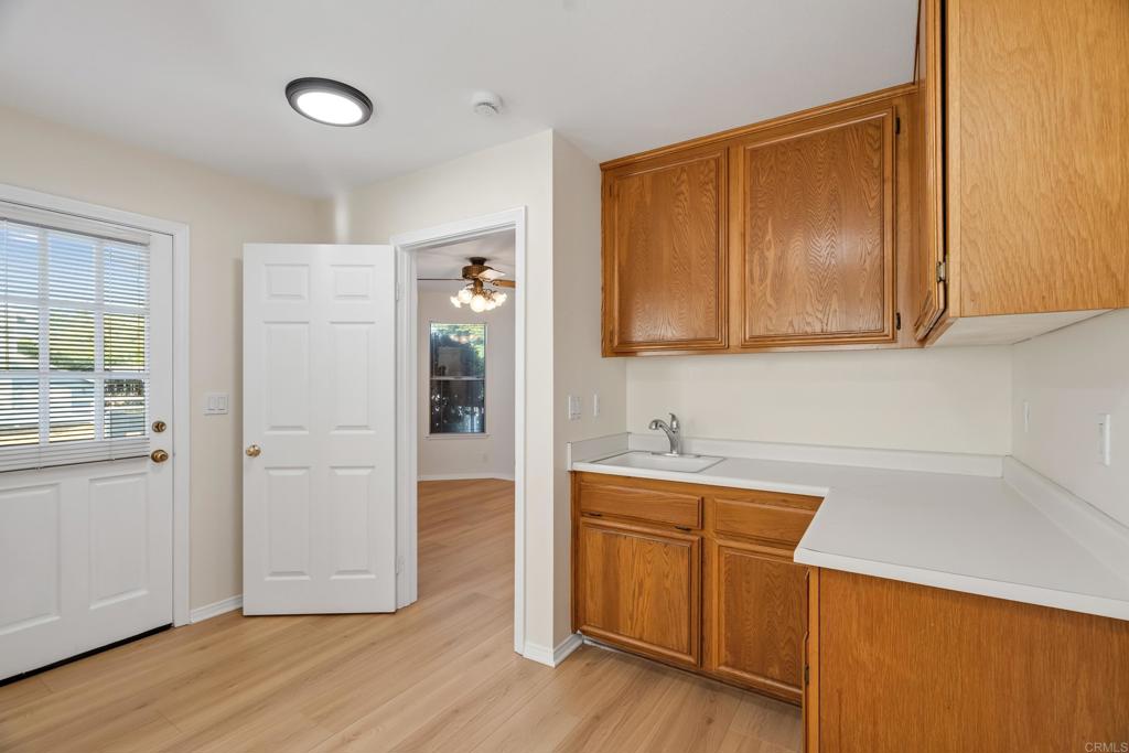 4126 Crestview Drive Property Photo 17
