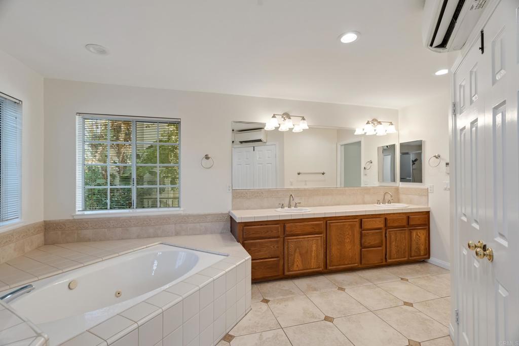 4126 Crestview Drive Property Photo 22