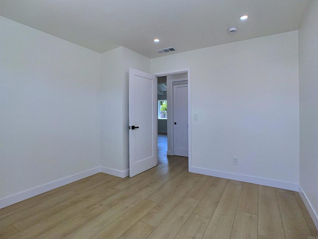734 Carolina Street Property Photo 32