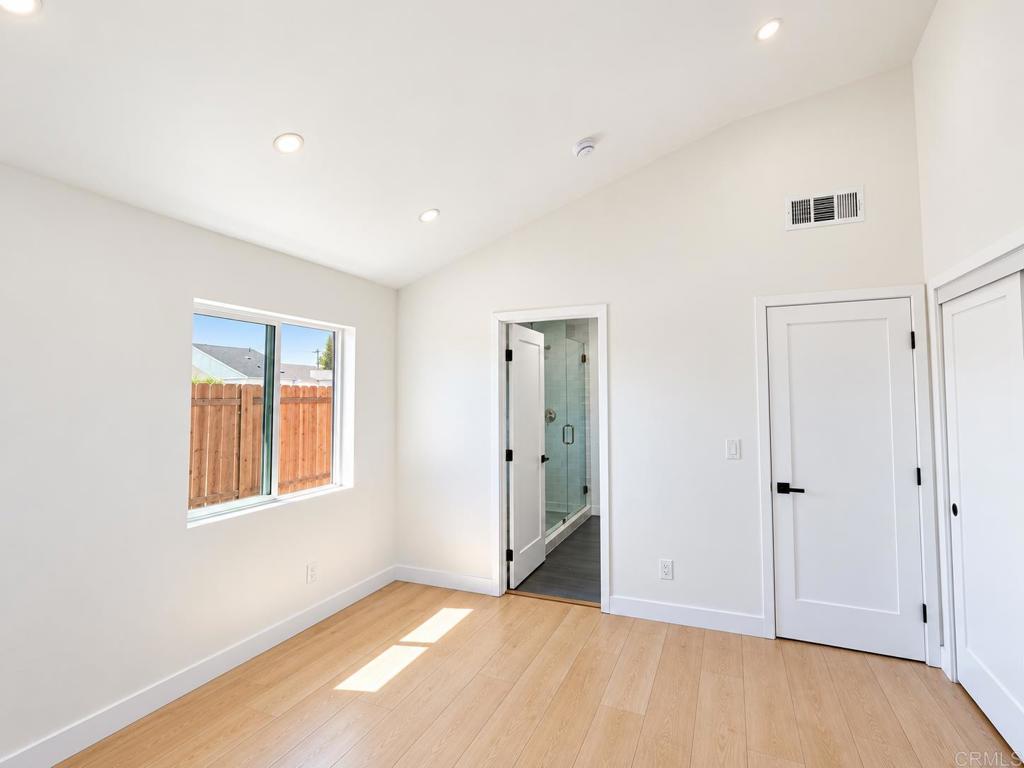 734 Carolina Street Property Photo 45