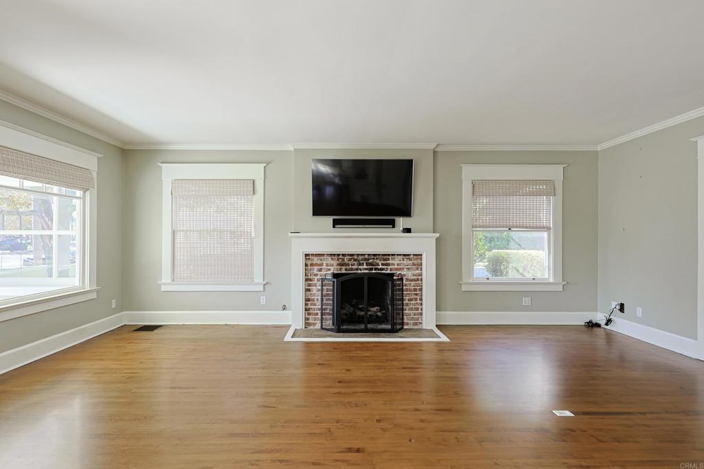 1000 G Avenue Property Photo 2