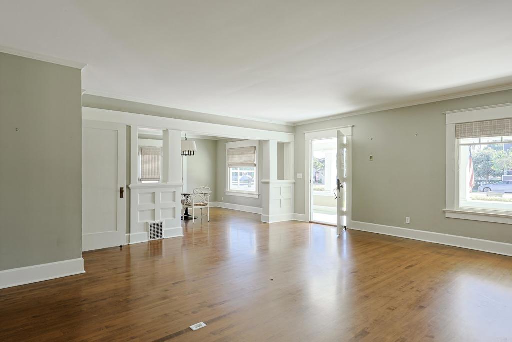 1000 G Avenue Property Photo 4