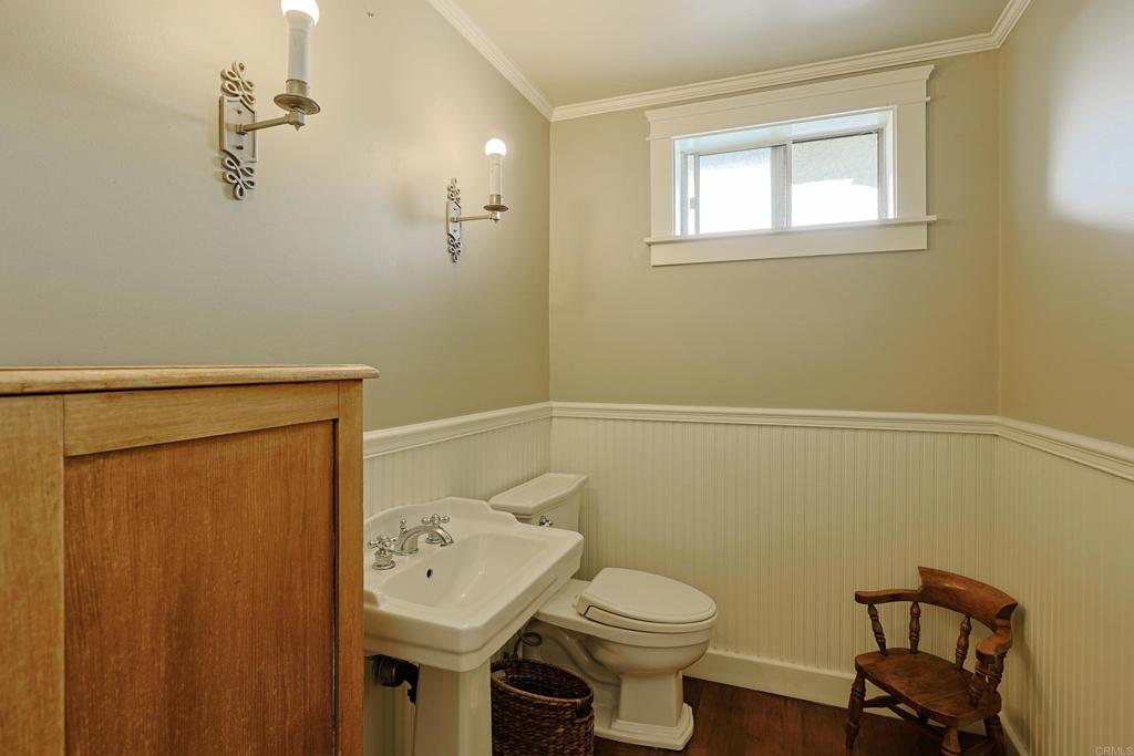 1000 G Avenue Property Photo 15