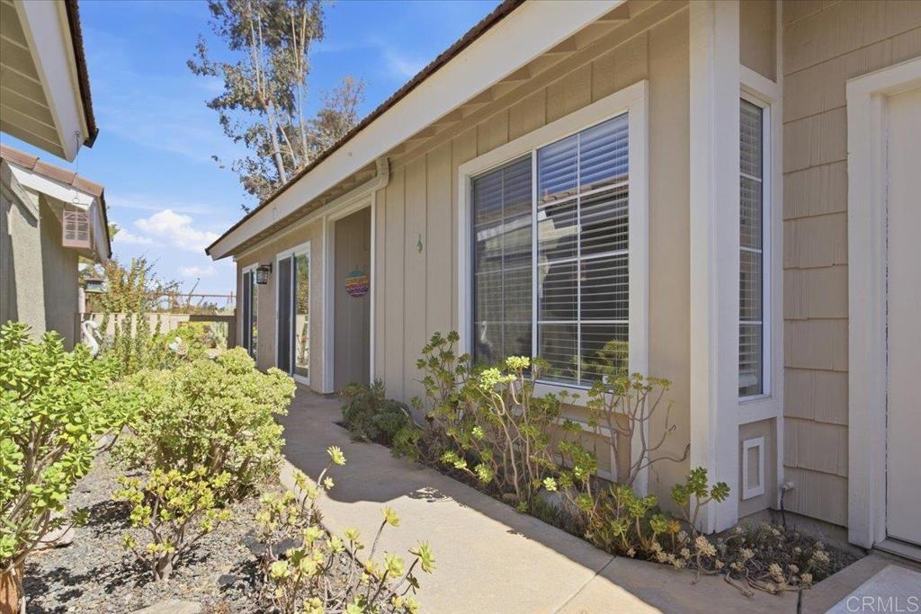 31118 Calle Aragon Property Photo 4