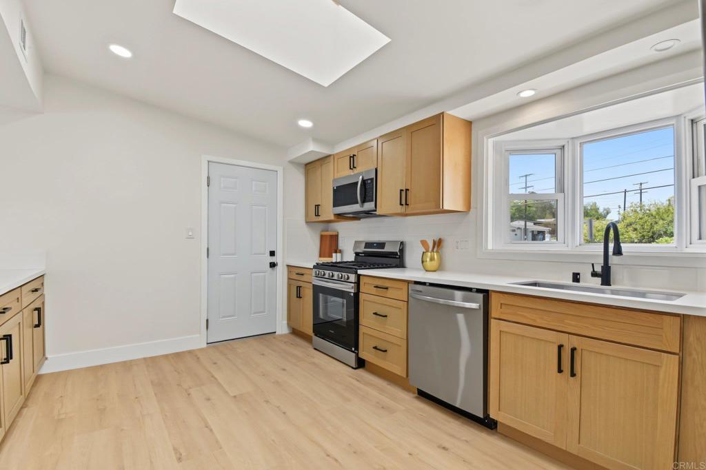 4911 Campanile Drive Property Photo 15