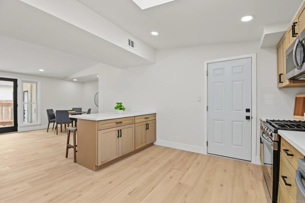 4911 Campanile Drive Property Photo 16