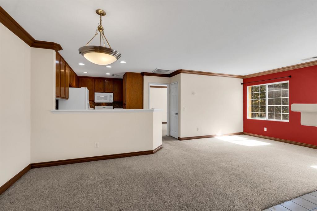 1333 Burgundy Drive Property Photo 7