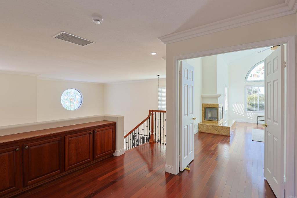 542 Port Harwick Property Photo 32