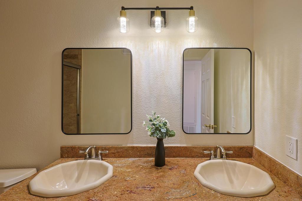 542 Port Harwick Property Photo 44