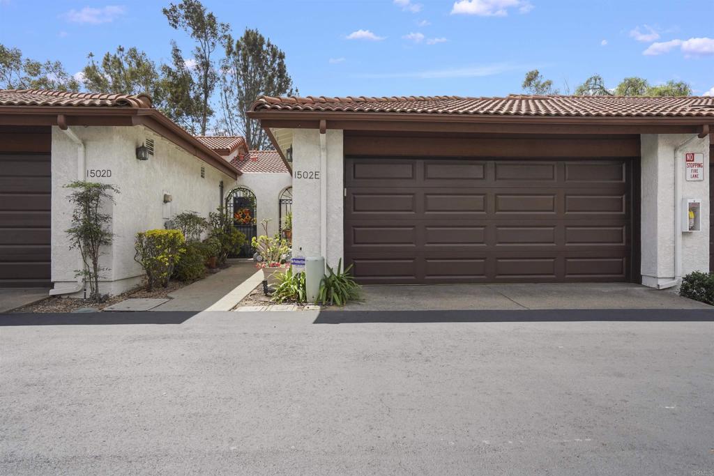 1502 Apache Dr E Property Photo 2