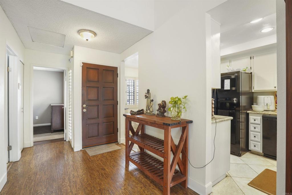 1502 Apache Dr E Property Photo 10