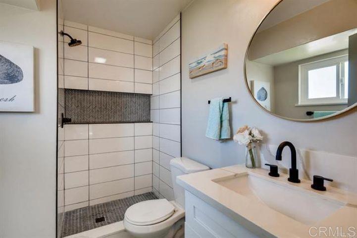 4183 Cosmo Street Property Photo 8