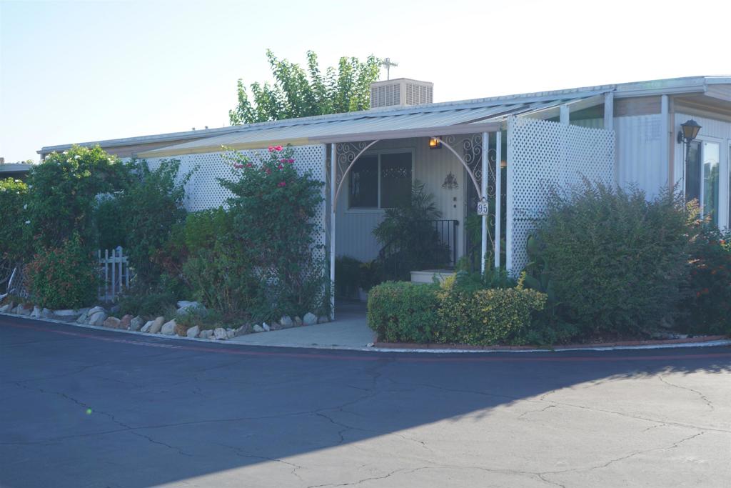 185 N Eucalyptus Avenue Spc 95 Property Photo 35